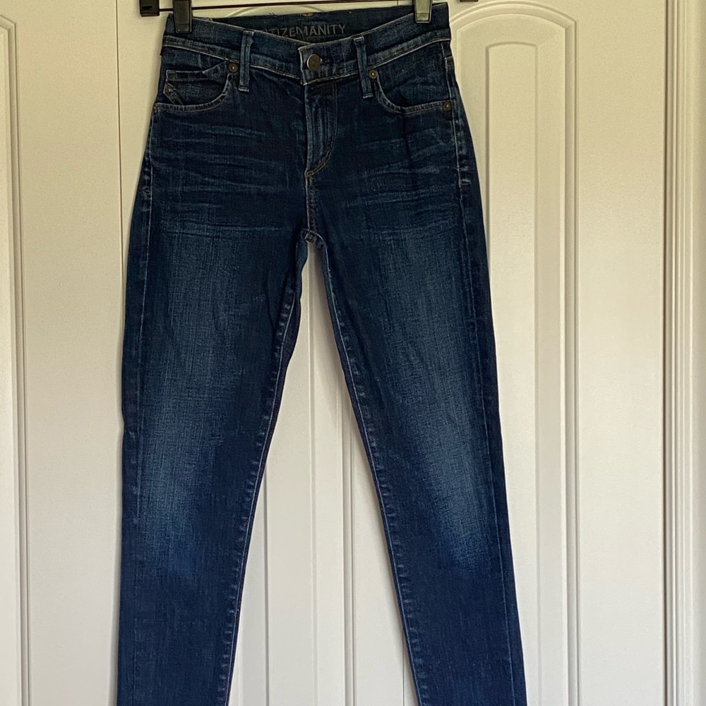 Midrise skinny leg blue jeans